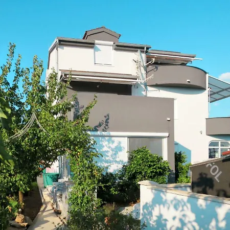 Appartamento Haus Suai